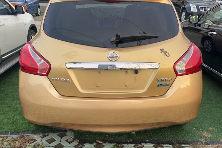 Used Nissan Tiida 2011 1.6L CVT Comfort Model
