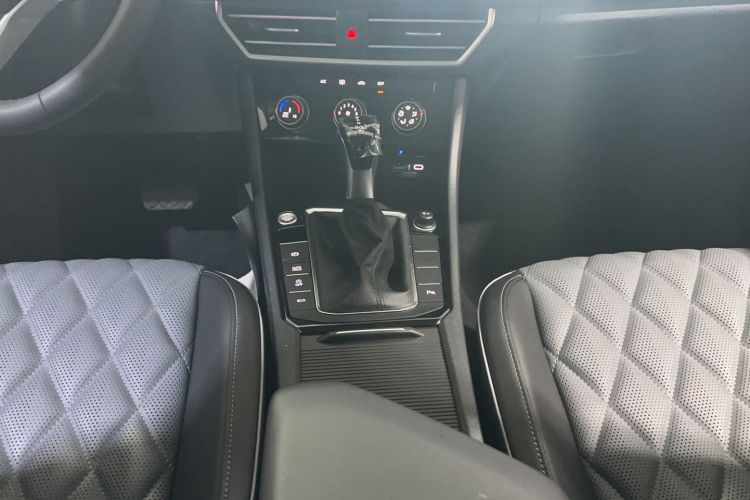 Used Volkswagen Sagitar 2025 Revised Version Three 300TSI DSG Excellence Edition