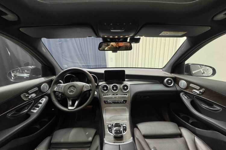 Used Mercedes-Benz GLC 2016 GLC 300 4MATIC Dynamic Model
