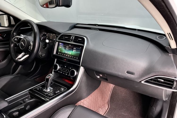 Used Jaguar XEL 2020 2.0T 200 PS S Advanced Elegance Edition
