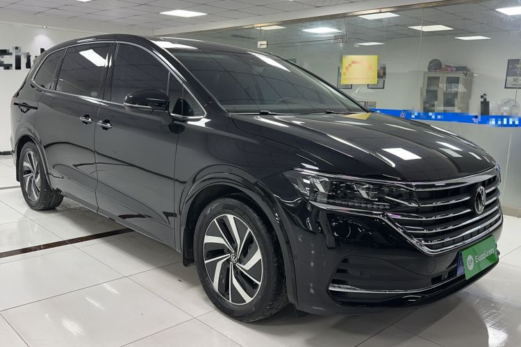 Used Volkswagen Viloran 2024 380TSI Luxury Edition
