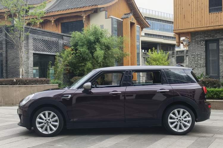 Used  Clubman 2016 Revised 1.5T COOPER
