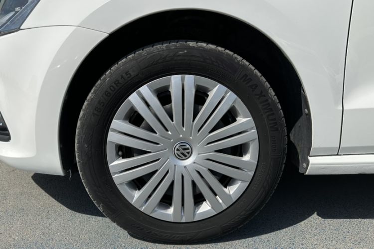 Used Volkswagen Polo 2016 1.6L Automatic Comfort Model
