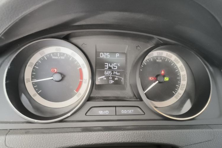 Used Skoda Rapid Spaceback 2018 1.6L Automatic Comfort Edition
