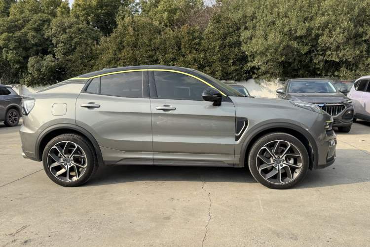 Used Lynk & Co 05 2022 2.0T Two-Wheel Drive Shine Halo
