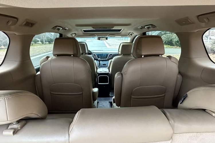 Used Buick GL8 2017 ES 28T Premium Version China V Standard
