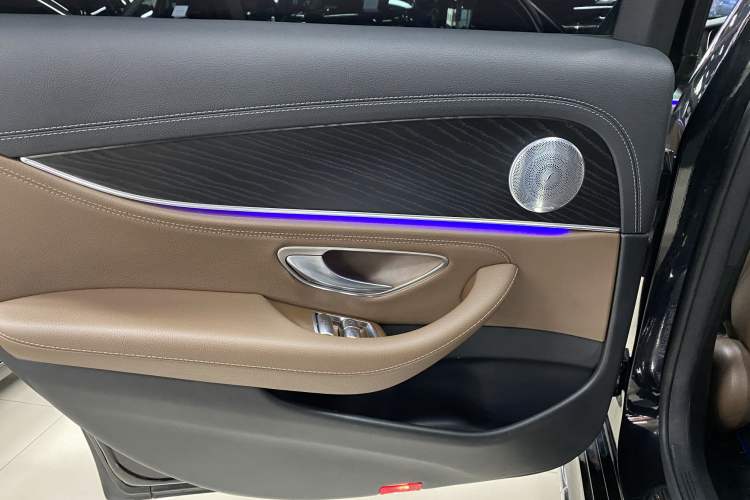 Used Mercedes-Benz E-Class 2019 Restyled E 300 L Sporty and Stylish Edition
