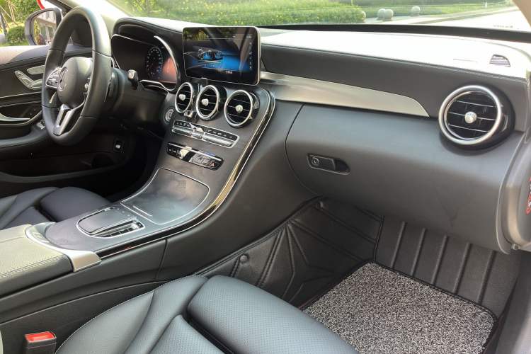 Used Mercedes-Benz C-Class 2019 Restyled C 260 L Sport Edition
