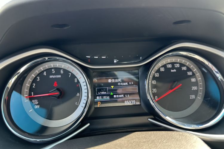 Used Chevrolet Orlando 2020 Light Hybrid Redline 530T Automatic Enjoyment Edition (5+2 Models)