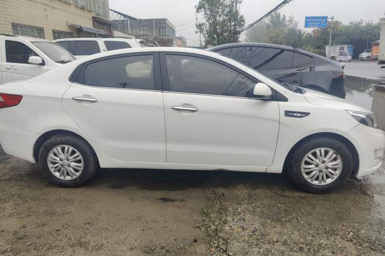 Used Kia K2 2012 Sedan 1.4L Automatic GLS Commemorative Edition
