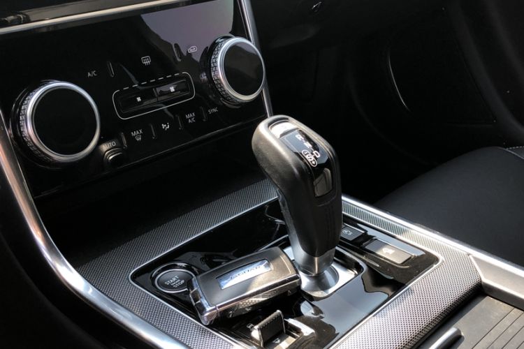 Used Jaguar XEL 2020 2.0T 200 PS R-DYNAMIC S Advanced Sport Edition
