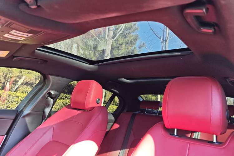 Used Jaguar XEL 2020 2.0T 200 PS R-DYNAMIC S Advanced Sport Edition
