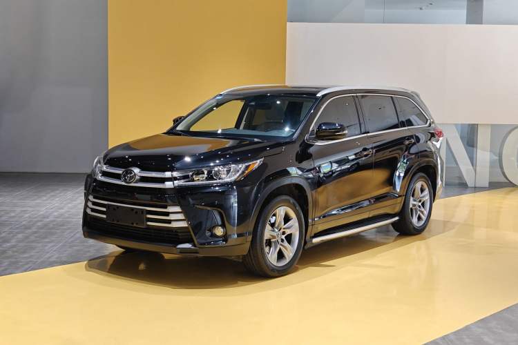 Used Toyota Highlander 2018 2.0T Four-Wheel Drive Luxury Version 7 Seats China VI Standard
