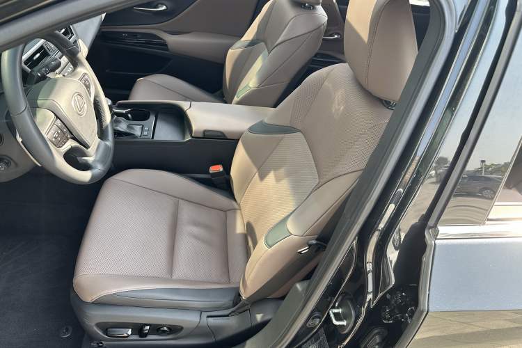 Used Lexus ES 2022 200 Excellence Edition