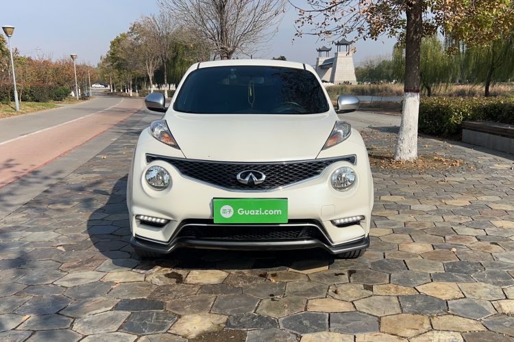 Used Infiniti ESQ 2014 1.6L Spontaneous Edition