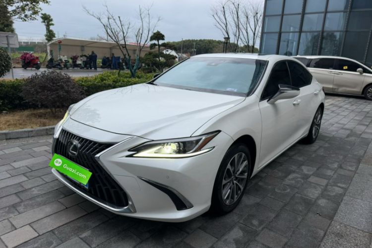 Used Lexus ES 2023 200 Luxury Edition