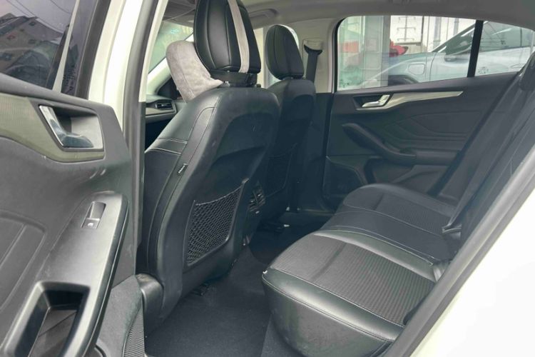 Used Ford Focus 2020 Hatchback EcoBoost 180 Automatic Trend Edition
