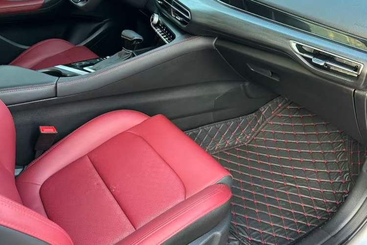 Used Changan Eado 2020 PLUS Blue Whale NE 1.4T GDI DCT Flagship Model
