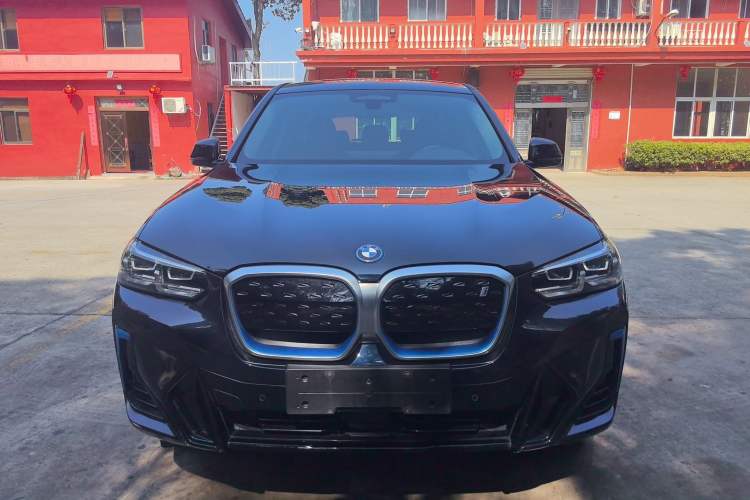 Used BMW iX3 2022 Leading Model