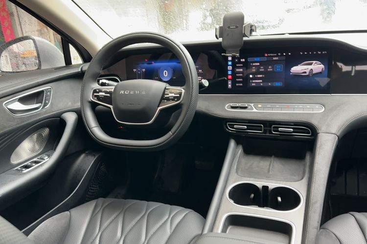 Used Roewe D7 2023 DMH 125km Excellence Edition
