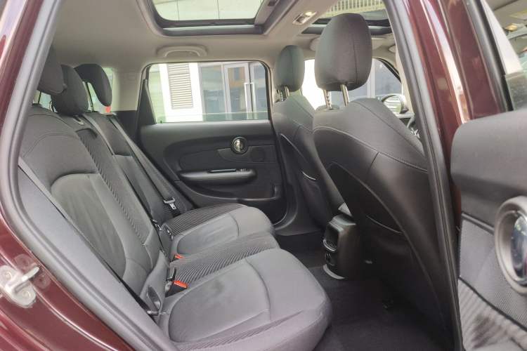 Used  Clubman 2016 Revised 1.5T COOPER
