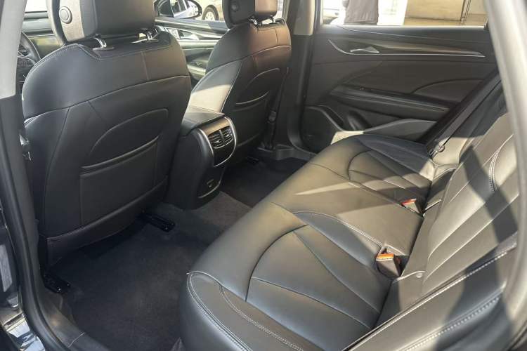 Used Buick LaCrosse 2019 28T Luxury Model