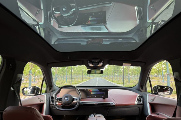 Used BMW iX 2022 xDrive50
