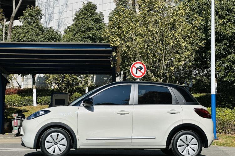 Used Wuling Bingo 2023 203km Light Edition
