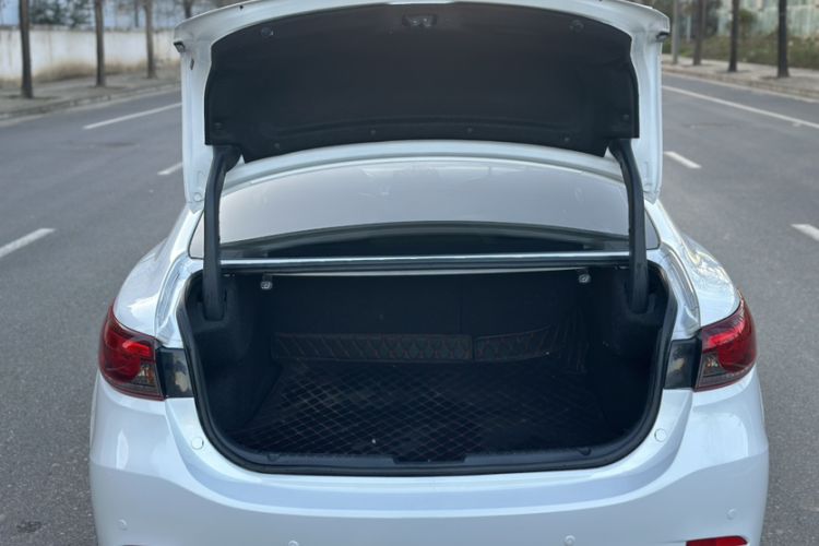 Used Mazda Atenza 2018 2.5L Blue Sky Sport Edition China VI compliant
