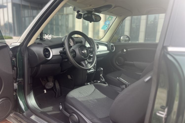 Used  Clubman 2011 1.6L ONE
