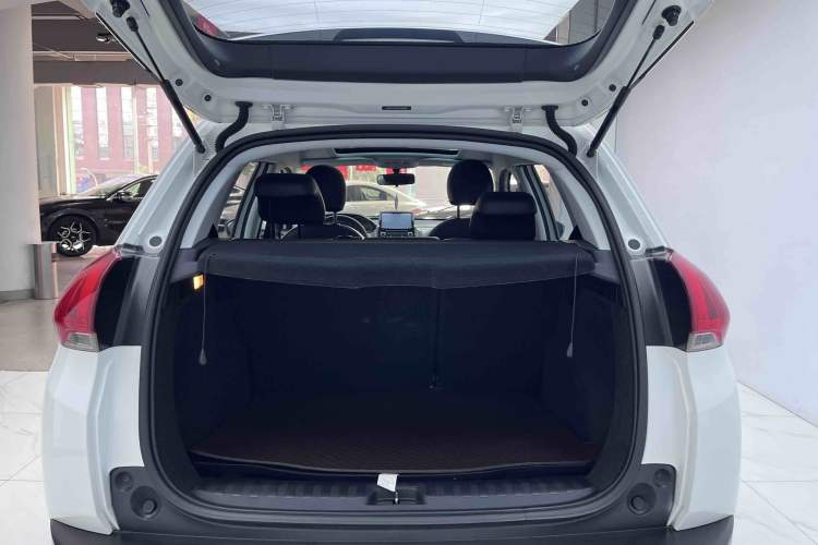 Used Peugeot 2008 2014 1.6L Automatic Fashion Edition
