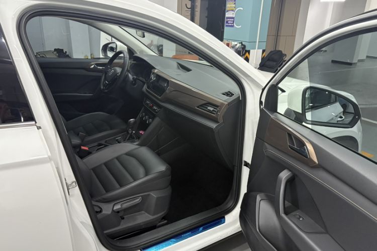 Used Volkswagen Tharu 2019 330TSI Four-Wheel Drive Luxury Edition China VI Standard
