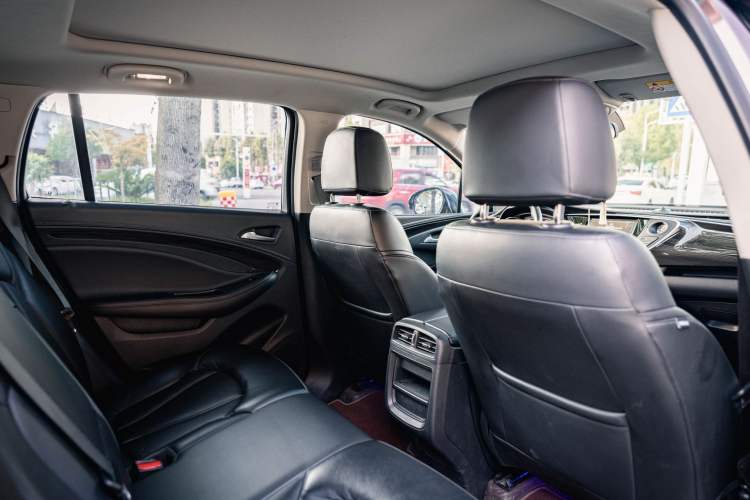 Used Buick Envision 2019 20T Two-Wheel Drive Elite Version China VI Standard
