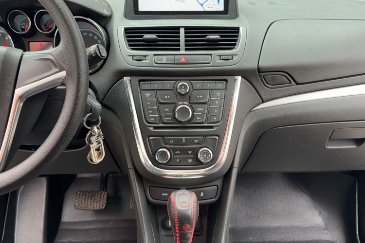 Used Buick Encore 2015 1.4T Automatic Two-Wheel Drive Urban Elite Version
