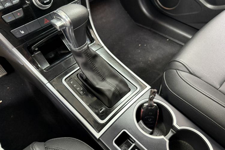 Used Haval H2 2017 Red-Label 1.5T Automatic Two-Wheel Drive Luxury Model