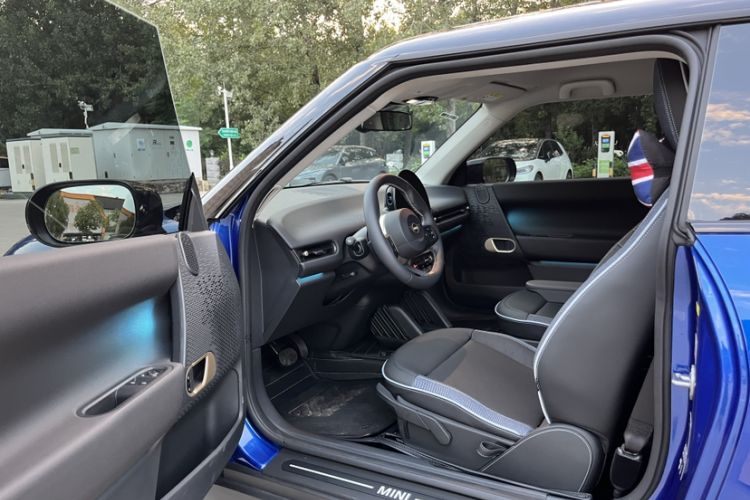 Used  Electric MINI COOPER 2024 456km COOPER E Classic Edition
