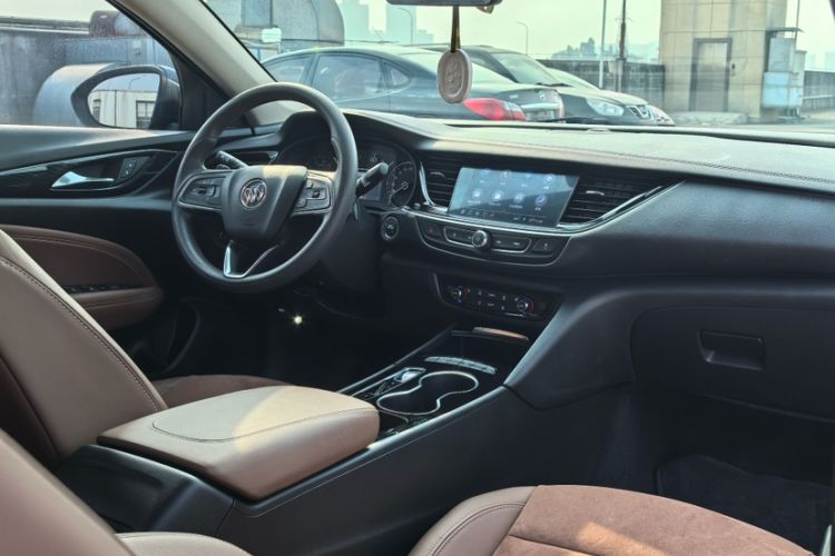 Used Buick Regal 2022 552T Smart Edition
