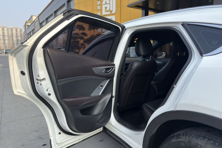 Used Mazda CX-4 2018 2.5L Automatic 4x4 Bluelight Fearless Edition China V Standard
