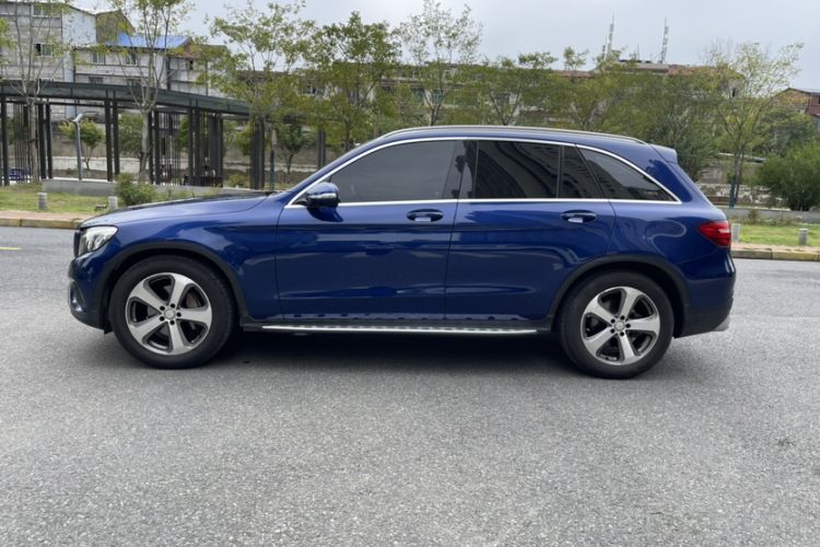 Used Mercedes-Benz GLC 2016 GLC 300 4MATIC Dynamic Model