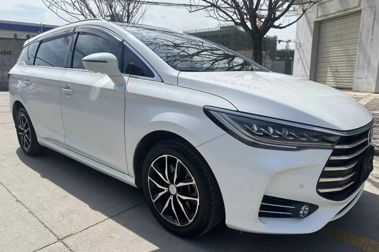 Used BYD Song MAX 2017 1.5T Automatic Smart Connect Prestige 7-Seater
