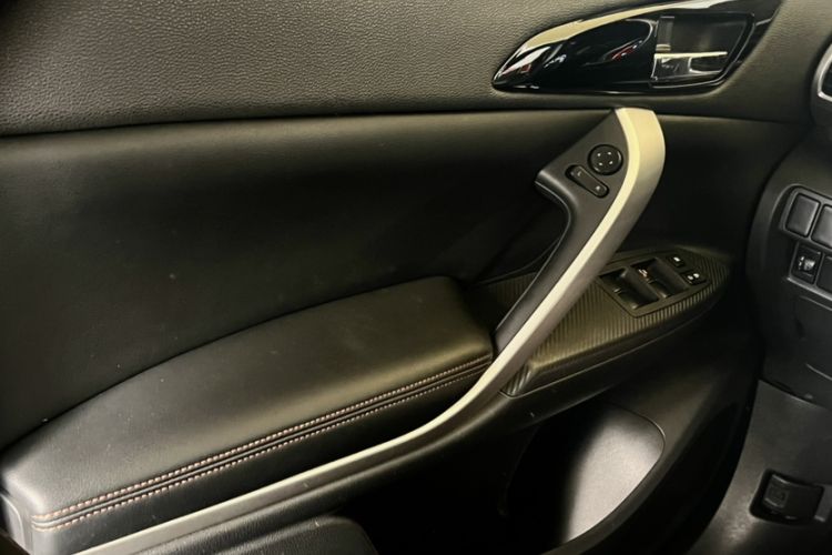 Used Mitsubishi Eclipse Cross 2018 1.5T CVT Two-Wheel Drive Dream Edition
