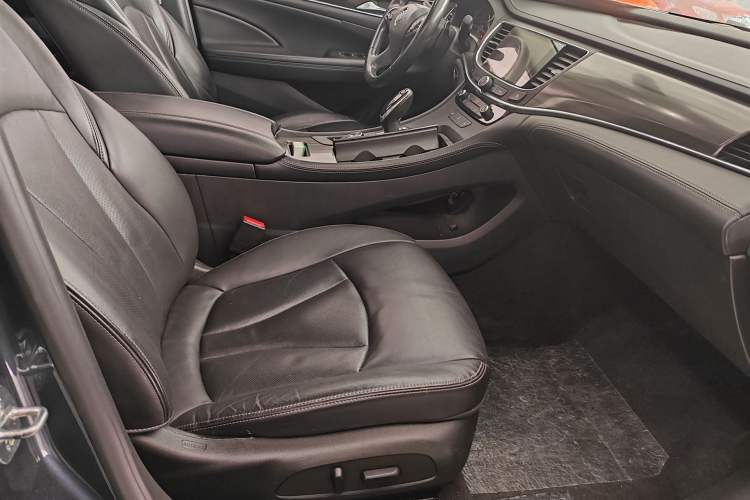 Used Buick LaCrosse 2018 20T Elite Edition
