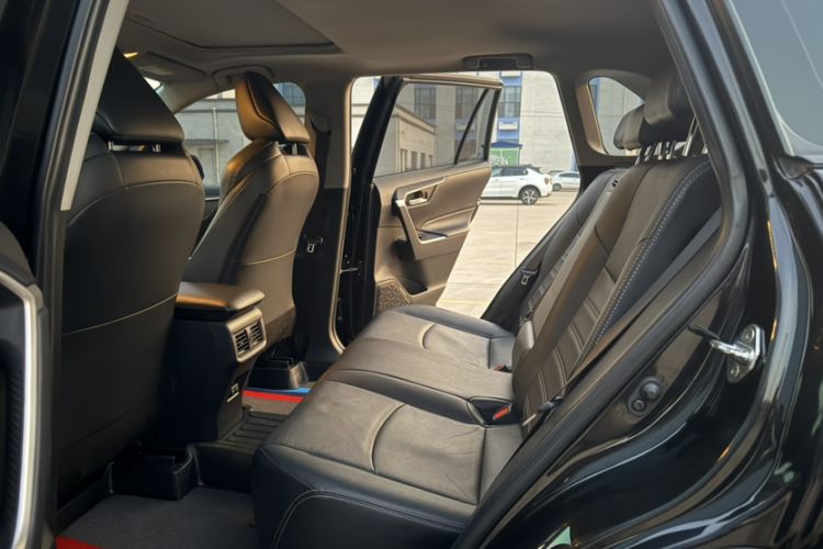 Used Toyota Wildlander 2020 2.0L CVT Two-Wheel Drive Luxury Edition