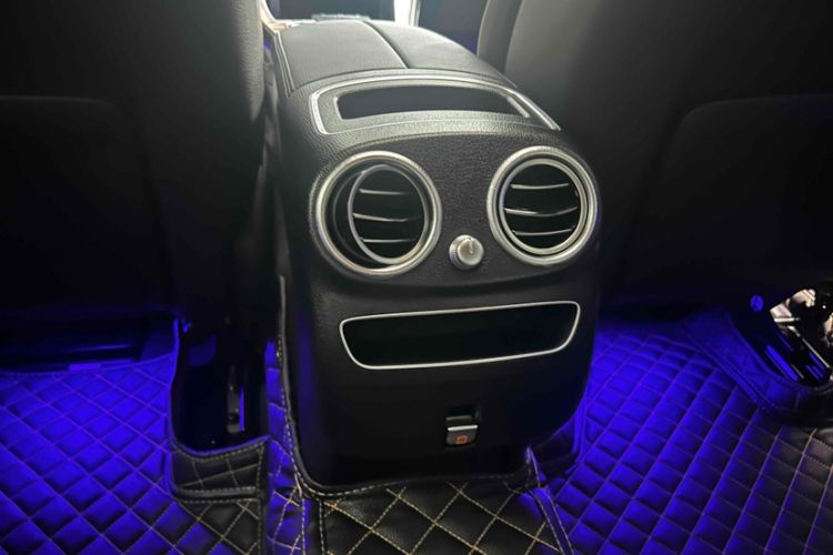 Used Mercedes-Benz GLC 2020 GLC 300 L 4MATIC Dynamic Edition
