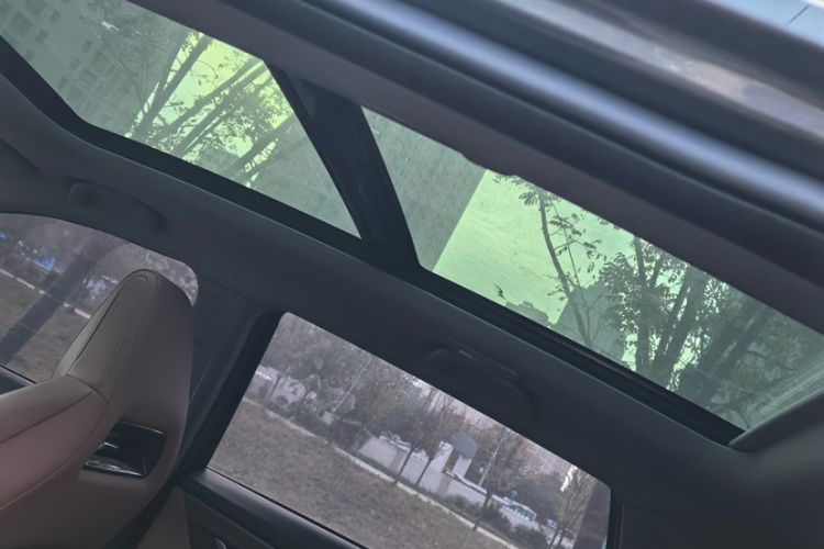 Used Changan CS75 PLUS 2023 3rd Generation 1.5T Automatic Prestige Model
