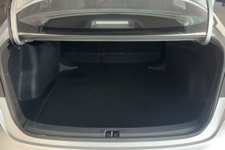 Used Toyota Levin 2021 185T CVT Luxury Edition
