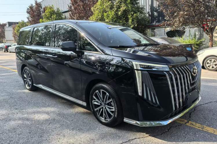 Used GAC Trumpchi M8 2024 Master Series 400T Prestige Edition
