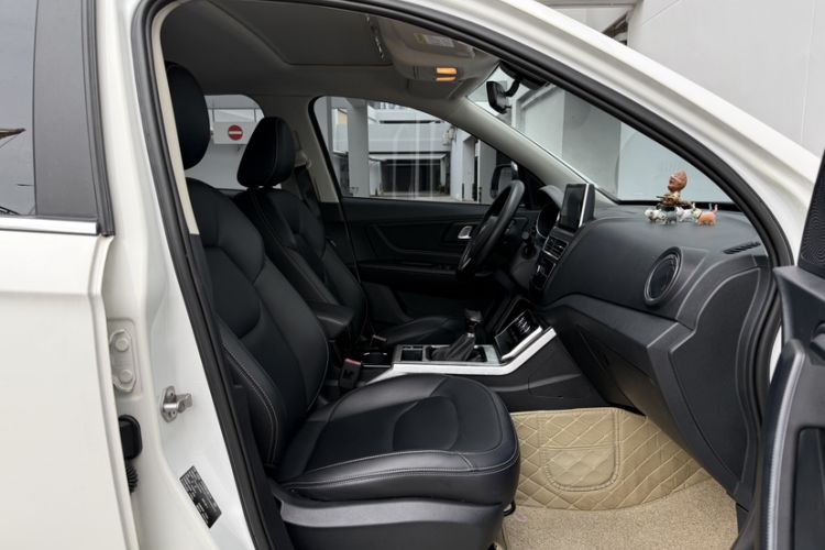 Used Bestune X40 2019 1.6L Automatic Luxury Version China V Emission Standard