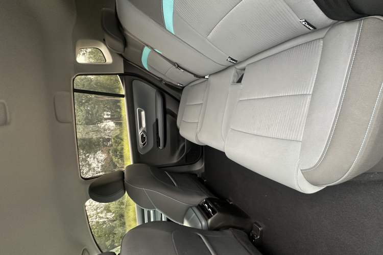 Used AION Y 2024 Younger
