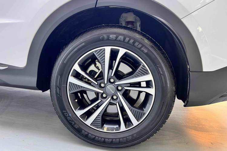 Used JETOUR X70 PLUS 2022 1.5T DCT Luxury Edition 5 Seats
